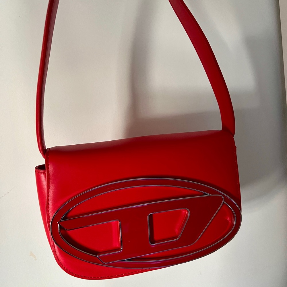 Diesel Red Shoulder Bag with Logo Detail - Picture 2 of 8